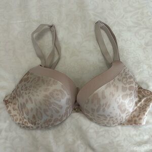 Victoria’s Secret bra